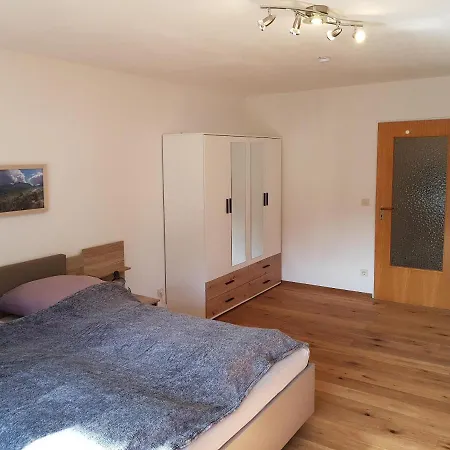 Breitenau Apartment *